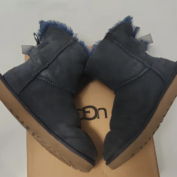 UGG Women's Navy BLUE Shearling Boots - Picture 6 of 10